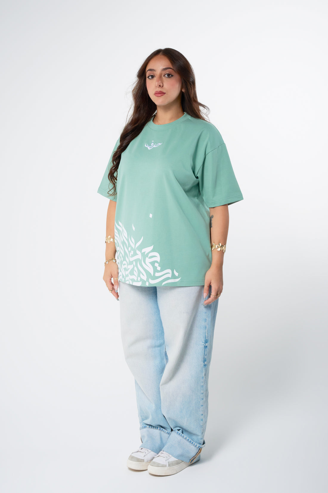 "Sunbuli Script" Oversized T-shirt in Pastel Green