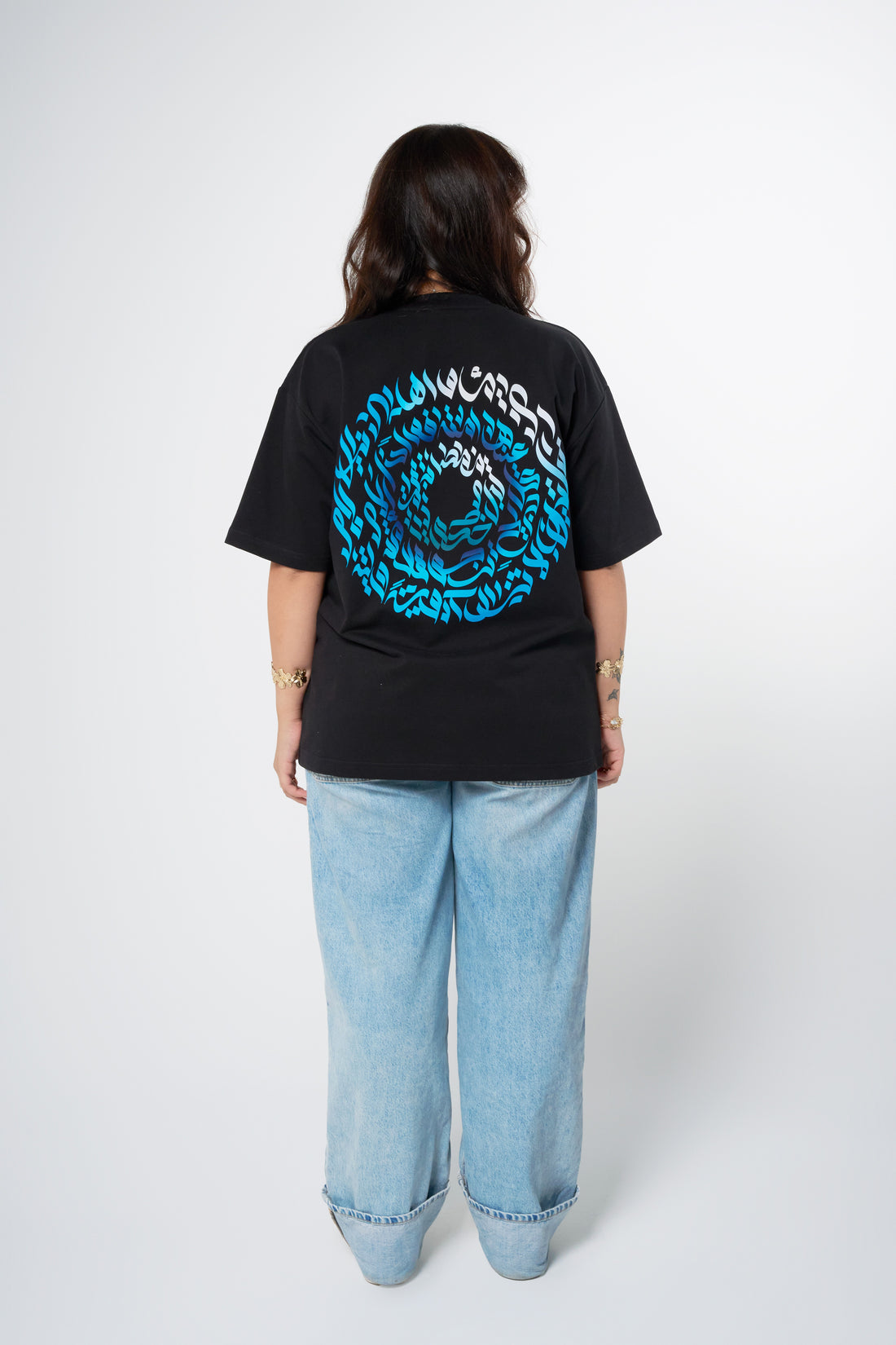 “Her eyes" T-shirt in Black (Blue Iris)