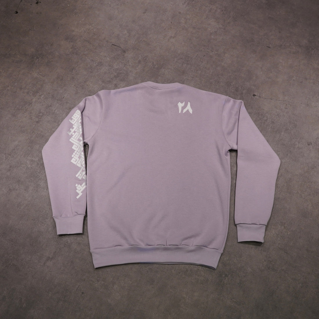 “Mountains” Sweatshirt in Light Purple